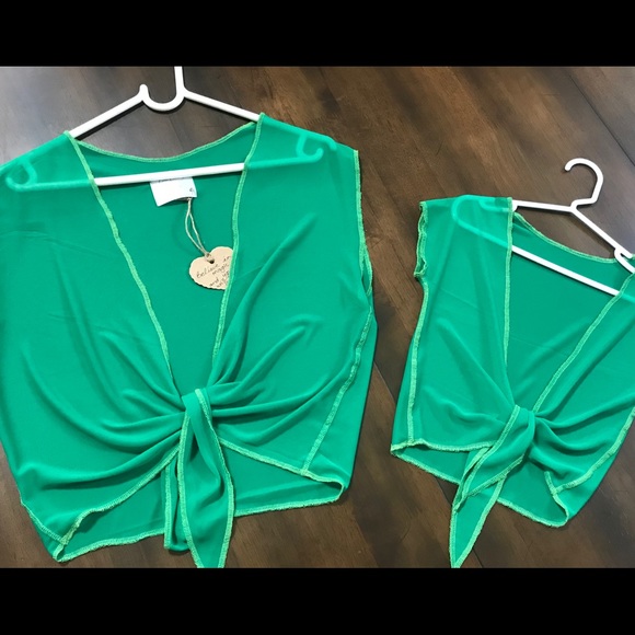 Cha-Cha tops - front tie - green - Picture 1 of 1